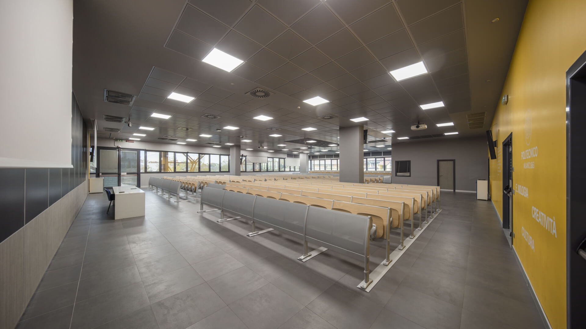 学校家具|阶梯教室桌椅|办公家具|球友会网页版家具|Q3000