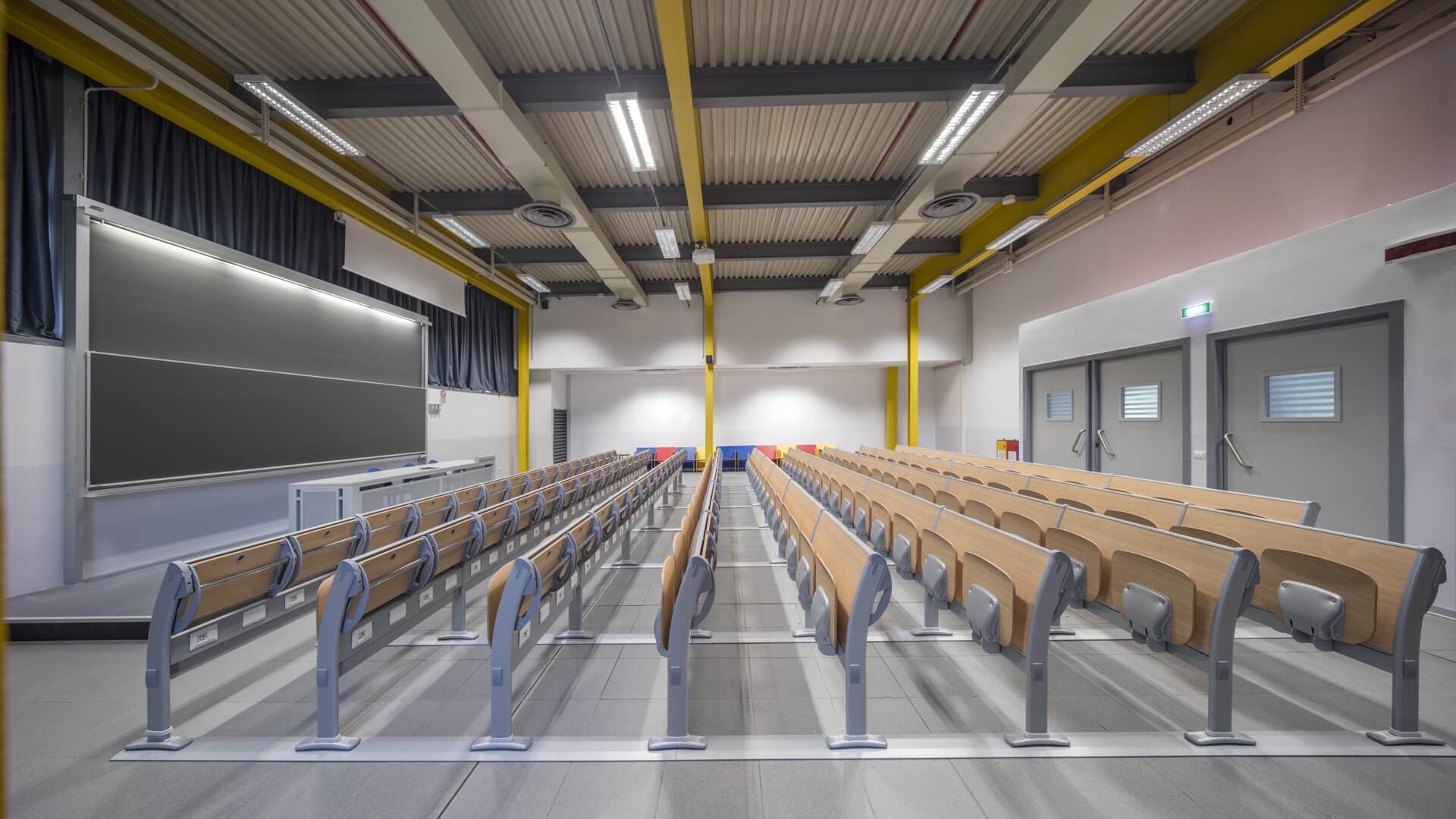 学校家具|阶梯教室桌椅|办公家具|球友会网页版家具|Q3000