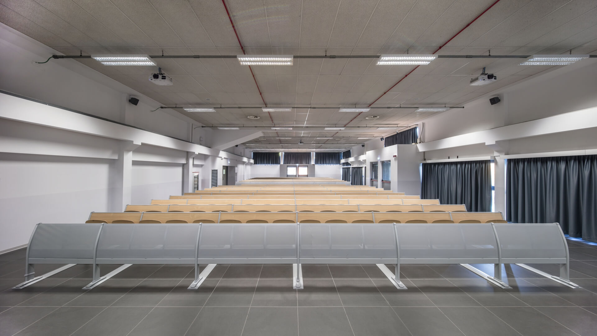 学校家具|阶梯教室桌椅|办公家具|球友会网页版家具|Q3000
