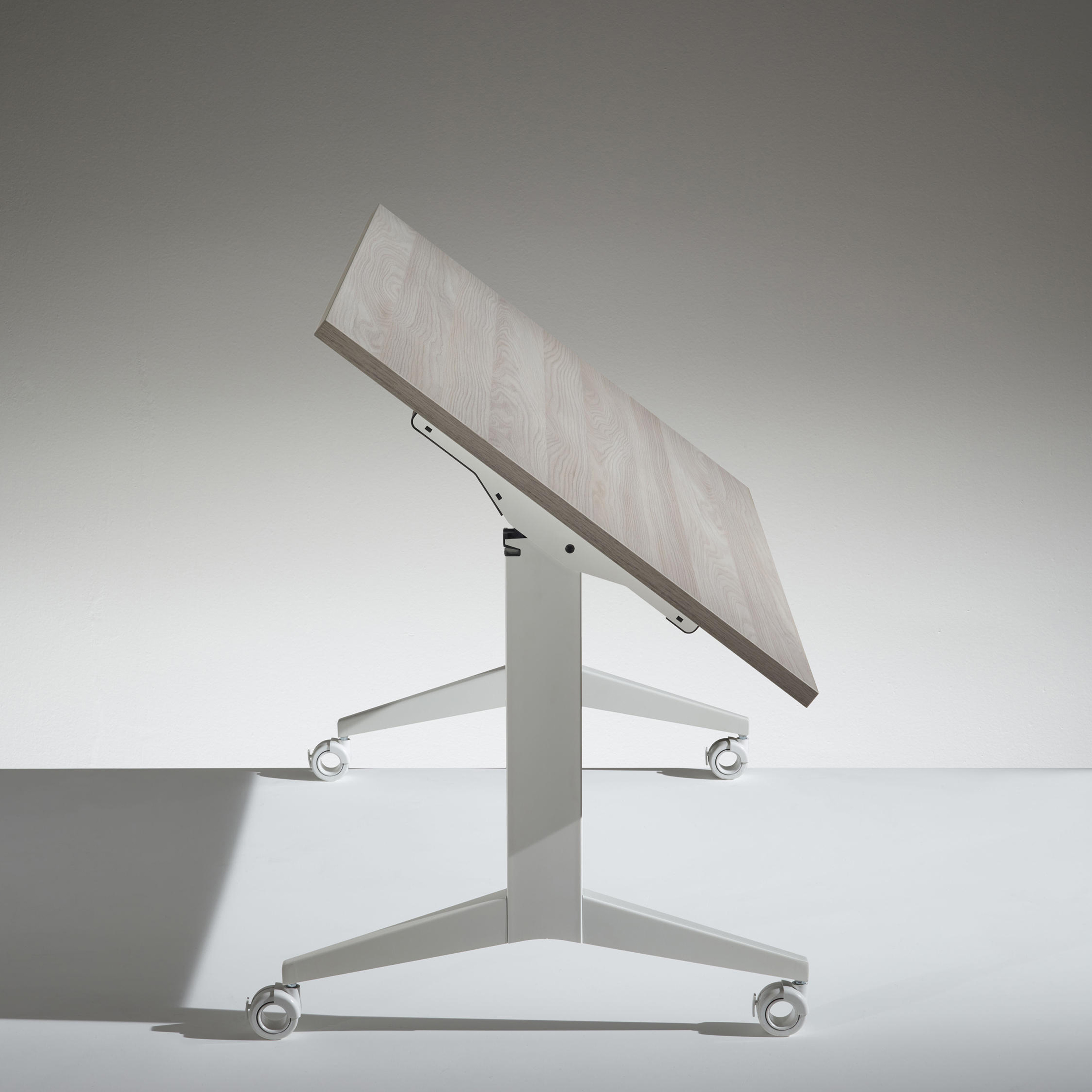 [办公屏风|办公屏风系统|办公家具|球友会网页版家具|Flip folding table 翻转折叠桌]