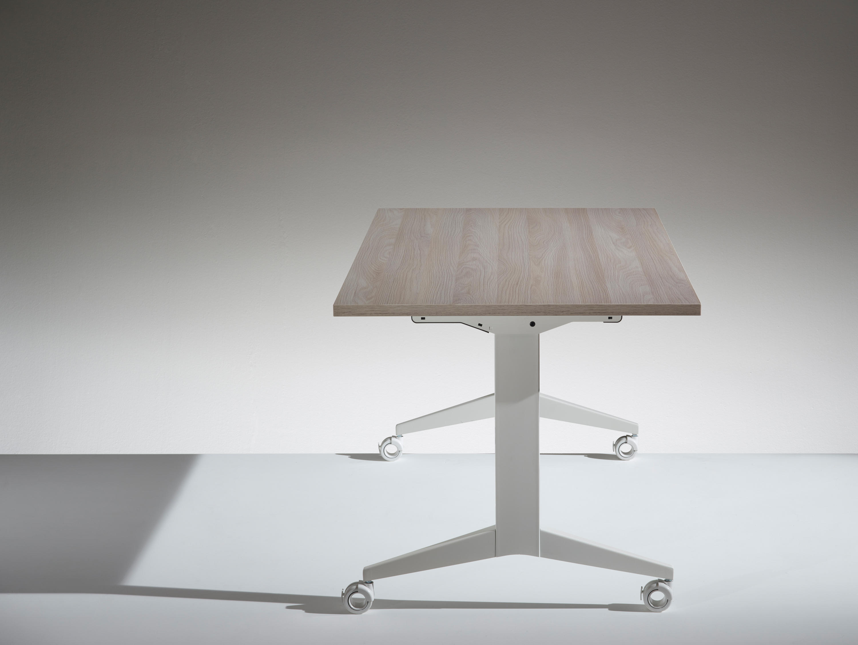 办公屏风|办公屏风系统|办公家具|球友会网页版家具|Flip folding table 翻转折叠桌