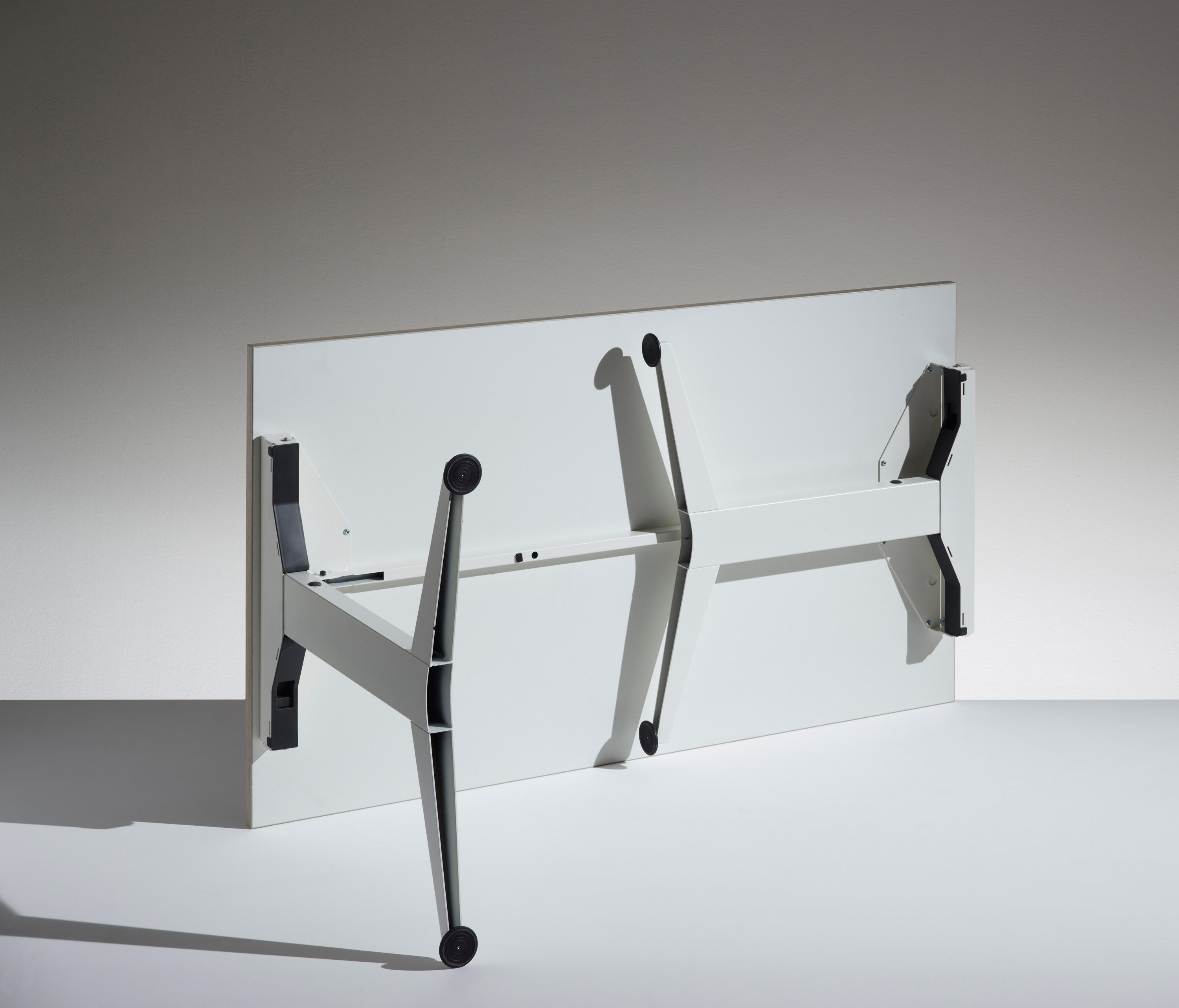 办公屏风|办公屏风系统|办公家具|球友会网页版家具|Flip folding table 翻转折叠桌